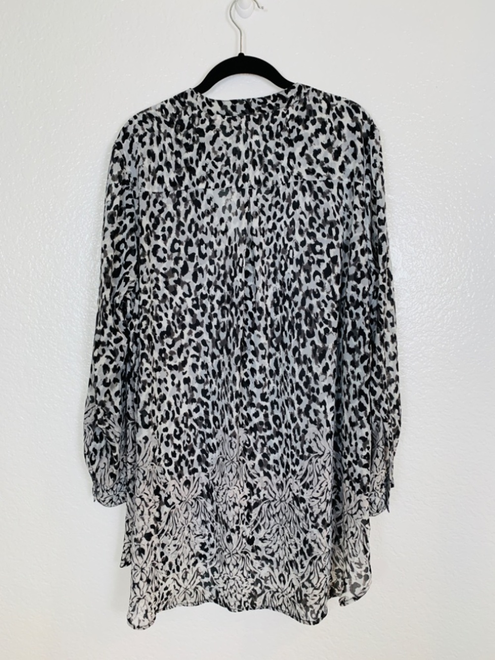 Belle Kim Gravel Floral Animal Print Tunic Top 1X Semi Sheer Button Up Chiffon - Picture 12 of 14